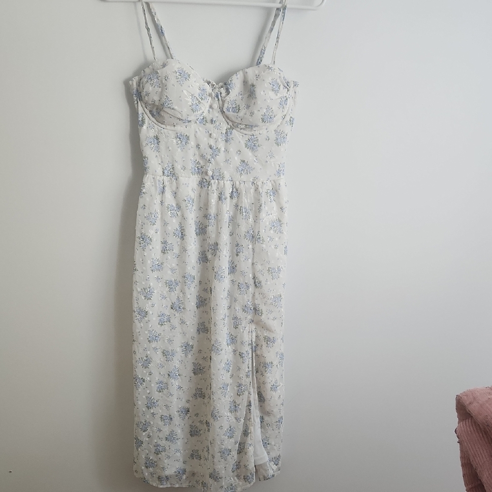 Windsor White and Blue Floral Maxi Dress